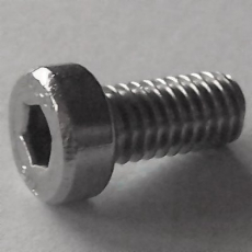 DIN 7984 A2 M4x45, BOX 200 Stück