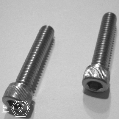 ähnl. DIN 912 6-32 UNC x 7/8 ASME B18.3 A2, BOX 100 Stück